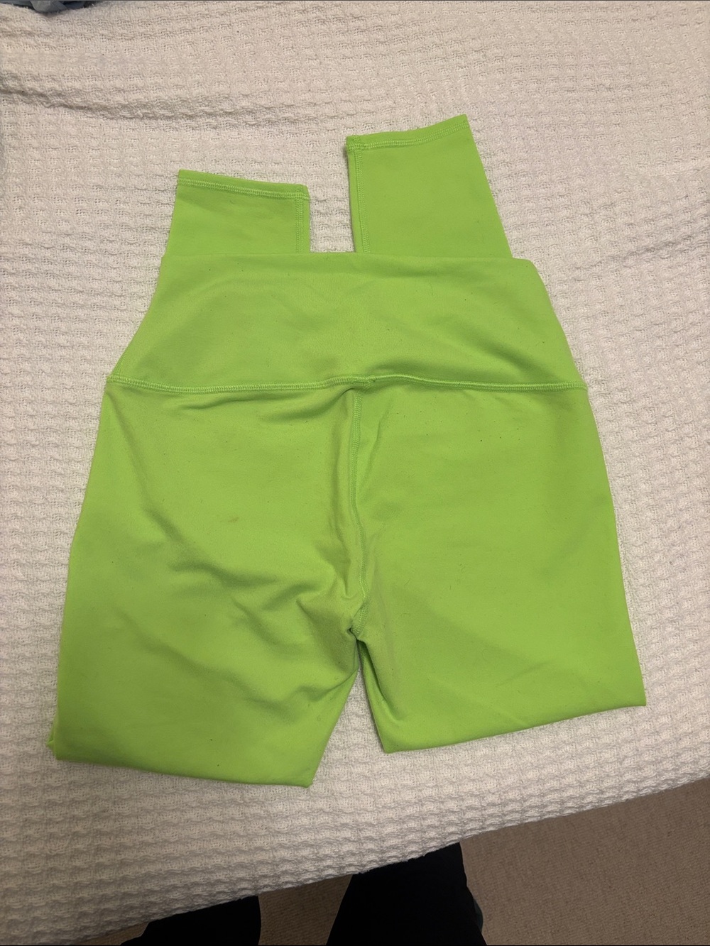 ALO Yoga Neon Lime Green High-Rise Leggings - Picture 3 of 3